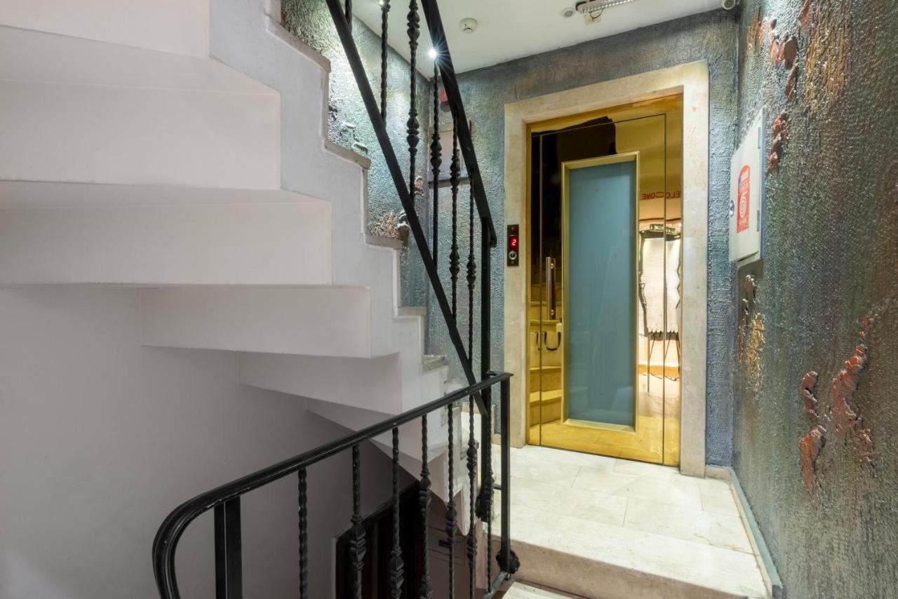 6 Apartment Galata Istanbul Bagian luar foto